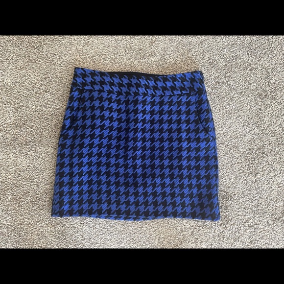 Blue & black houndstooth wool skirt w/ pockets - Picture 1 of 3